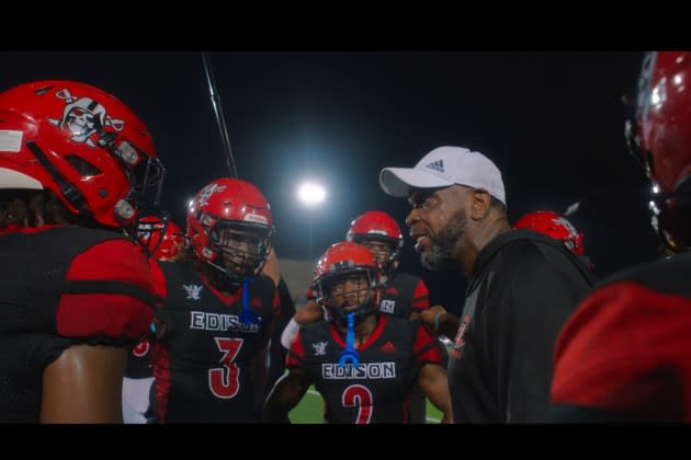 Deion Sanders pays tribute to his high school football coach