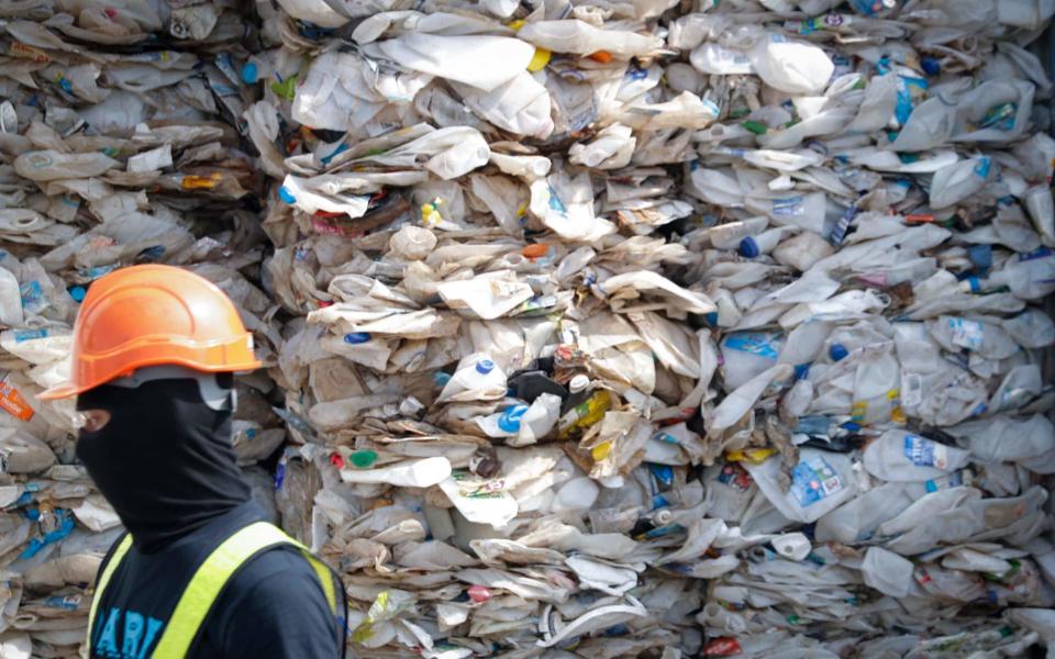 Plastic landfill - AP