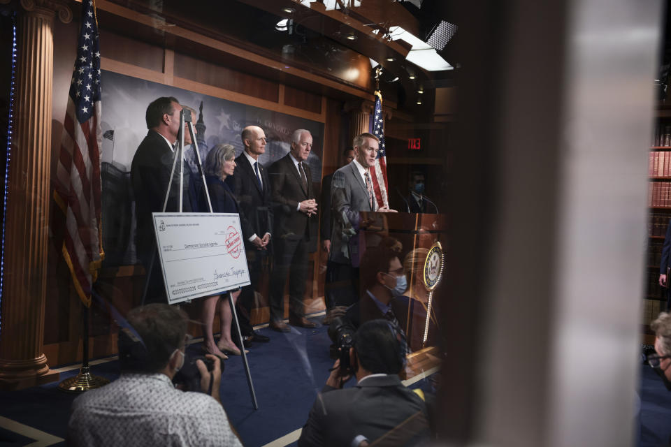 WASHINGTON, DC - SEPTEMBER 22: Sen. James Lankford (R-OK) speaks during a news conference on the debt ceiling at the U.S. Capitol on September 22, 2021 in Washington, DC. Senate Minority Leader Mitch McConnell (R-KY) and other Senate Republicans say they will not vote to pass the continuing resolution that was recently voted on by the House of Representatives, which would fund the government for the new fiscal year and includes an increase to the debt ceiling. (Photo by Anna Moneymaker/Getty Images)