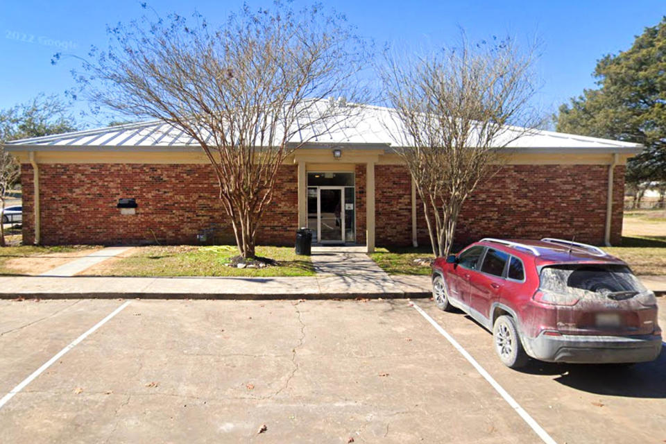 Navasota Public Library. (Google Maps)