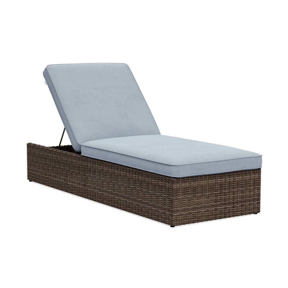 <p><a href="https://go.redirectingat.com?id=74968X1596630&url=https%3A%2F%2Fyardbird.com%2Fcollections%2Fchaise-lounges%2Fproducts%2Fharriet-chaise-lounge%2F&sref=https%3A%2F%2Fwww.veranda.com%2Fshopping%2Ffurniture%2Fg60357871%2Fbest-outdoor-lounge-chairs%2F" rel="nofollow noopener" target="_blank" data-ylk="slk:Shop Now;elm:context_link;itc:0;sec:content-canvas" class="link rapid-noclick-resp">Shop Now</a></p><p>Harriet Outdoor Chaise</p><p>yardbird.com</p><p>$980.00</p>