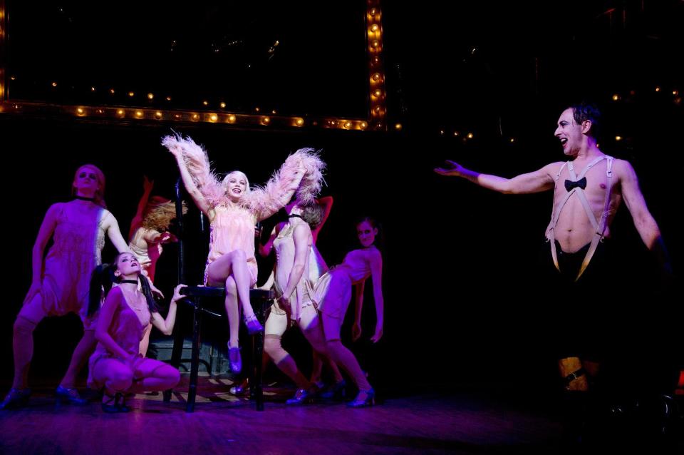 This undated image released by Polk & Co. shows Michelle Williams, left, and Alan Cumming, right, during a performance in "Cabaret," at Studio 54 in New York. (AP Photo/Polk & Co., Joan Marcus)