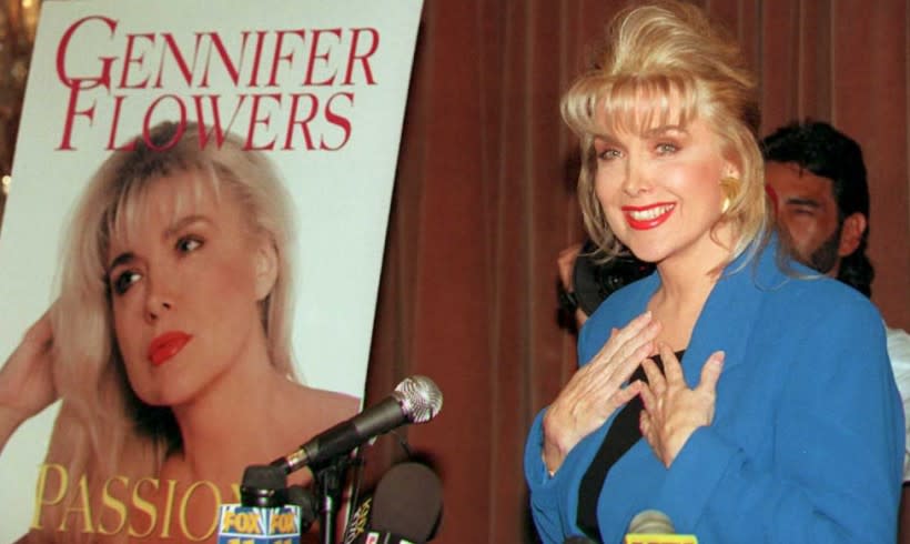 Donald Trump invita a Gennifer Flowers, una ex amante de Bill Clinton, a su debate contra Hillary Clinton