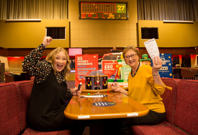 joanna-page-and-mum-at-buzz-bingo-event