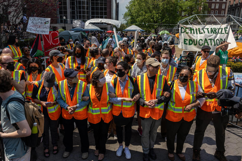 Image: Columbia University Issues Deadline For Gaza Encampment To Vacate Campus (Alex Kent / Getty Images)