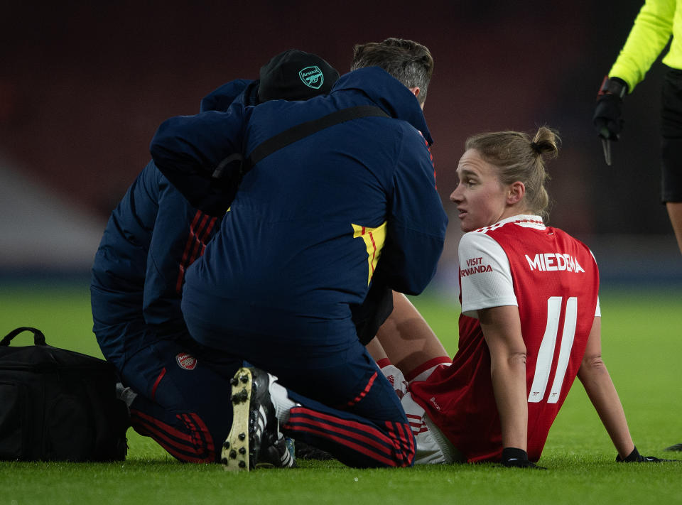 L’attaccante olandese Vivian Miedema soffre di uno strappo al legamento crociato anteriore e non parteciperà ai Mondiali 2023