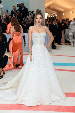 Miranda Kerr Wears Custom Oscar de la Renta