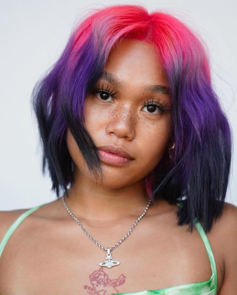 <h1 class="title">two tone rainbow</h1><cite class="credit">Instagram/@<a href="https://www.instagram.com/bangmyhair/" rel="nofollow noopener" target="_blank" data-ylk="slk:bangmyhair;elm:context_link;itc:0;sec:content-canvas" class="link "><strong>bangmyhair</strong></a></cite>