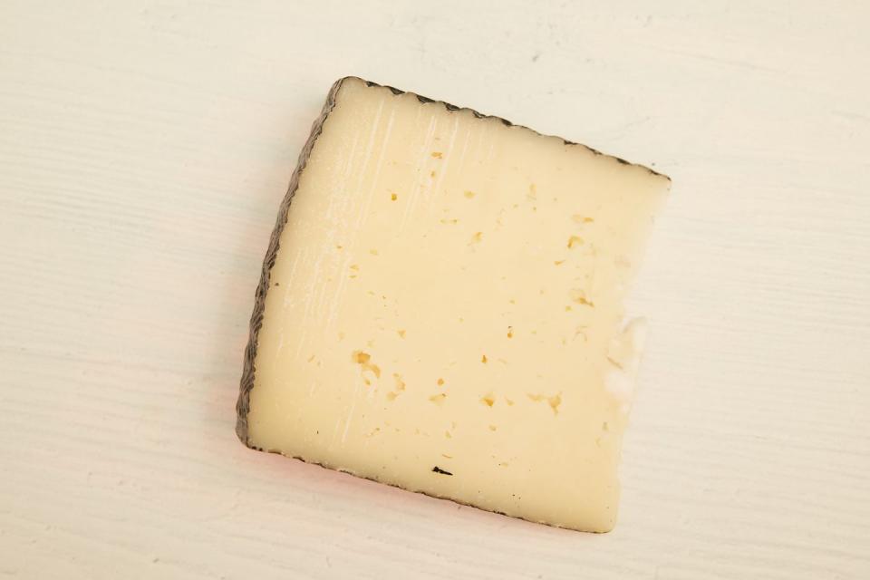 16) Manchego Cheese