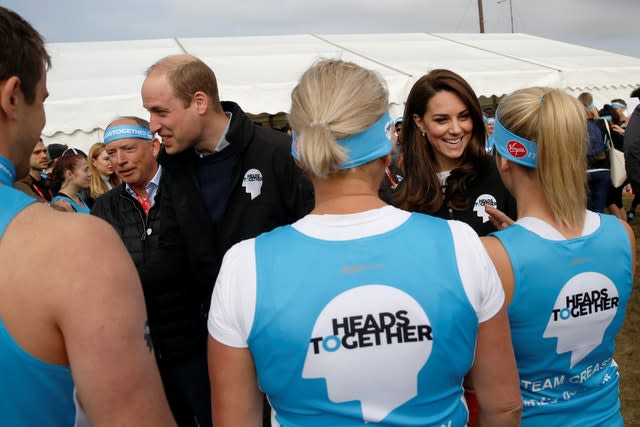 William and Kate pictured with London Marathon runners supporting their Heads Together mental health campaign which is launching a series of wellbing guides with Instagram. Luke MacGregor/PA Wire