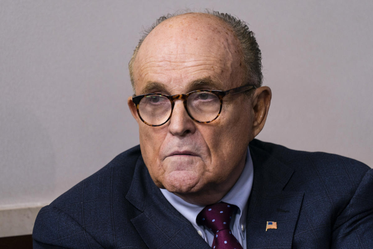 Aucune accusation contre Rudy Giuliani dans l’enquête sur le lobbying en Ukraine, selon les procureurs