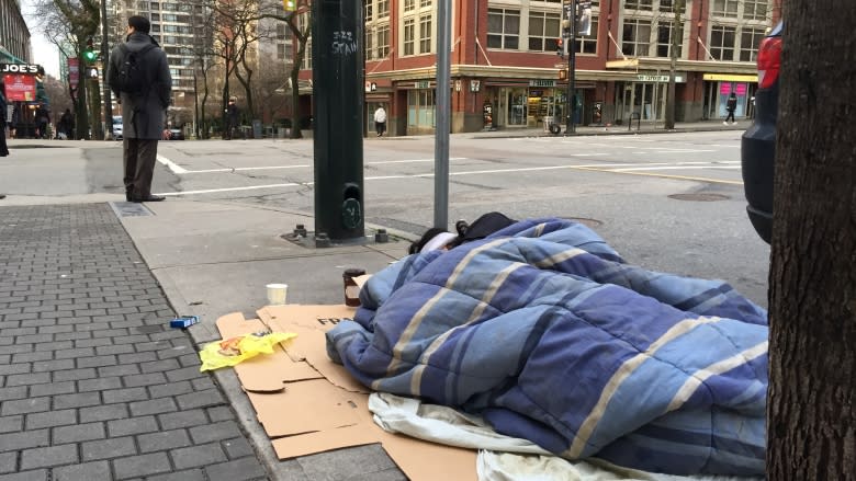 Downtown Vancouver shelter runs out of space, forced to turn away at least 25 seeking warmth