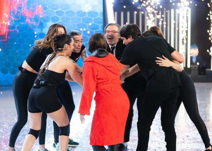 Chenoa junto a sus compañeros de El Desafío