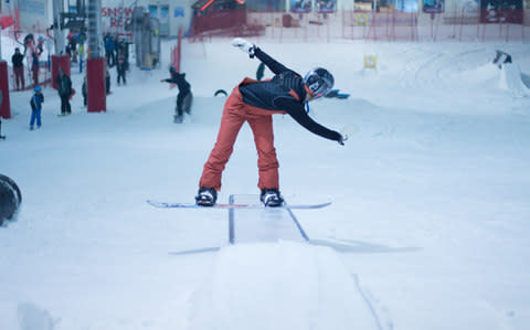 The Snow Centre in Hemel Hempstead allows the option to train all year round