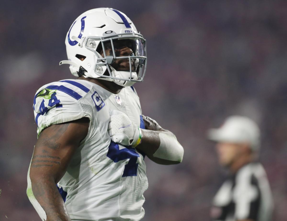 Colts' Zaire Franklin Calls Out 'Bum' Jamaal Williams in Reply to 'Hard  Knocks' Video, News, Scores, Highlights, Stats, and Rumors