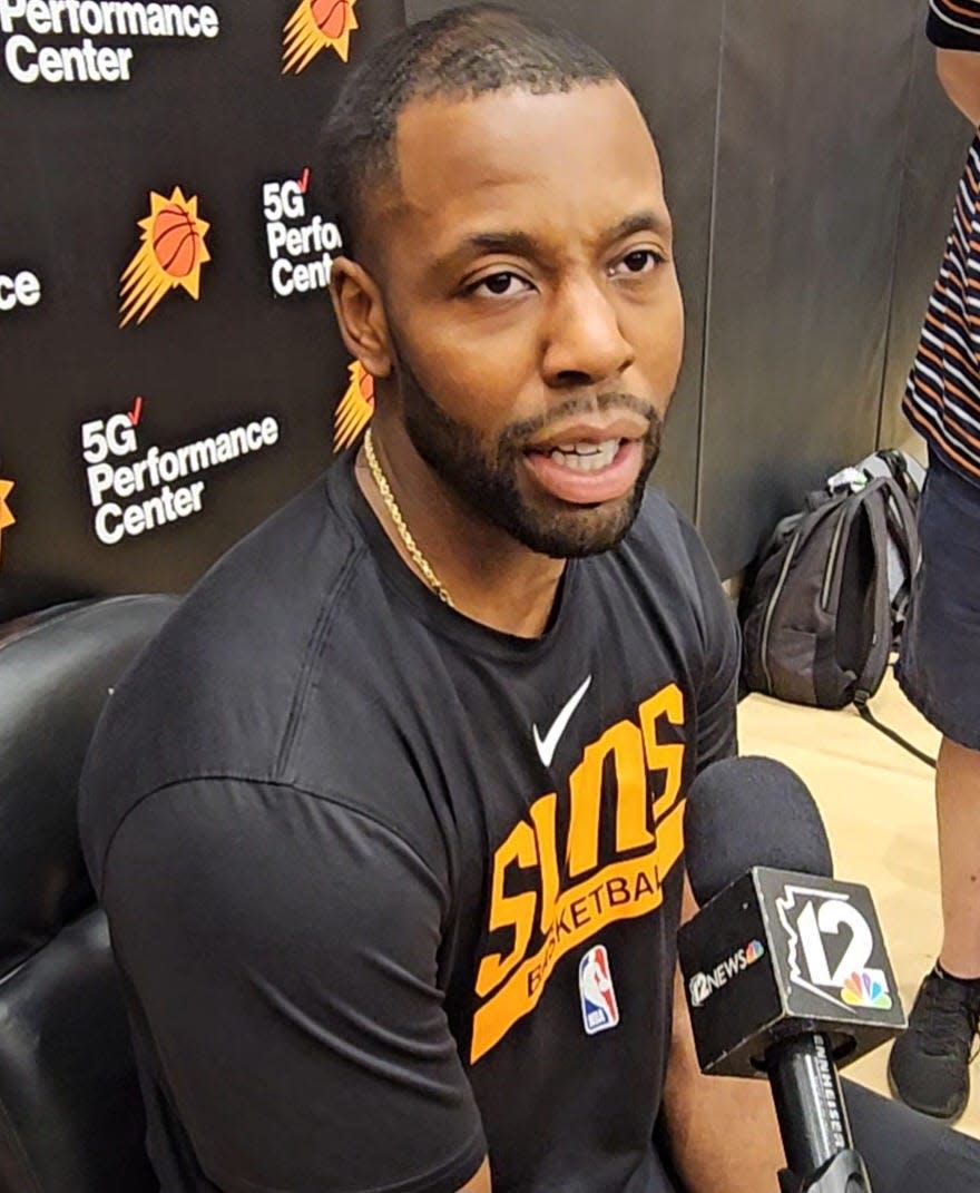 Phoenix Suns assistant Quinton Crawford will coach the team's 2023 NBA Summer League squad in Las Vegas.