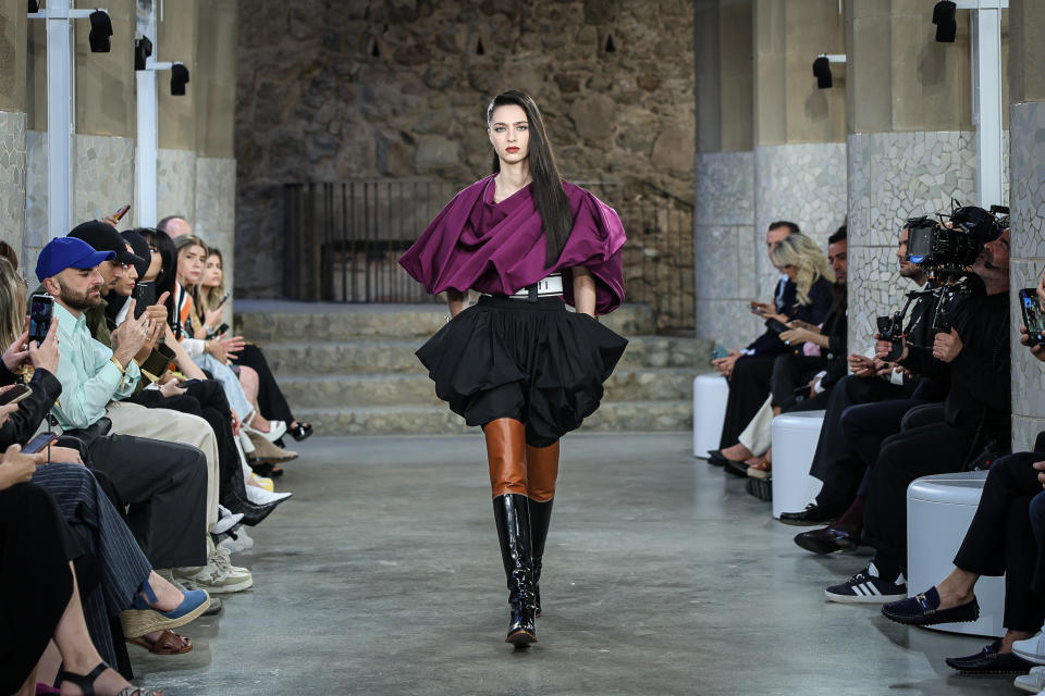 BARCELONA, SPAIN - MAY 23: A model walks the runway during Louis Vuitton : Womenswear Cruise 2025 at Park Güell on May 23, 2024 in Barcelona, Spain. (Photo by Pablo Cuadra/Getty Images)