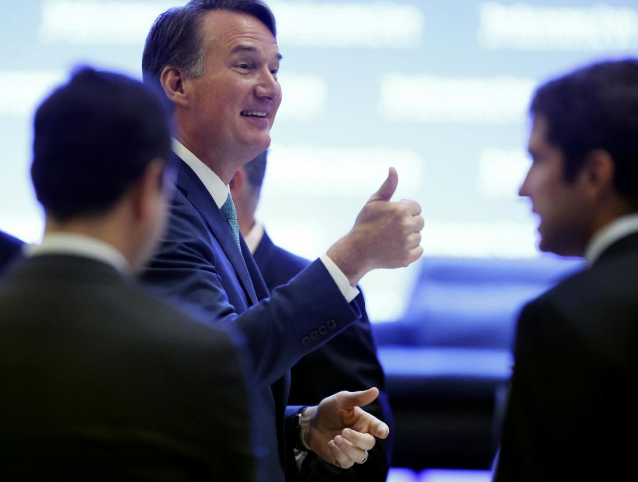 Virginia Gov. Glenn Youngkin gives a thumbs-up during an Economic Club of Washington event on Sept. 26, 2023. <a href="https://www.gettyimages.com/detail/news-photo/virginia-governor-glenn-youngkin-gives-a-thumbs-up-during-news-photo/1702783557" rel="nofollow noopener" target="_blank" data-ylk="slk:Chip Somodevilla/Getty Images);elm:context_link;itc:0;sec:content-canvas" class="link ">Chip Somodevilla/Getty Images)</a>