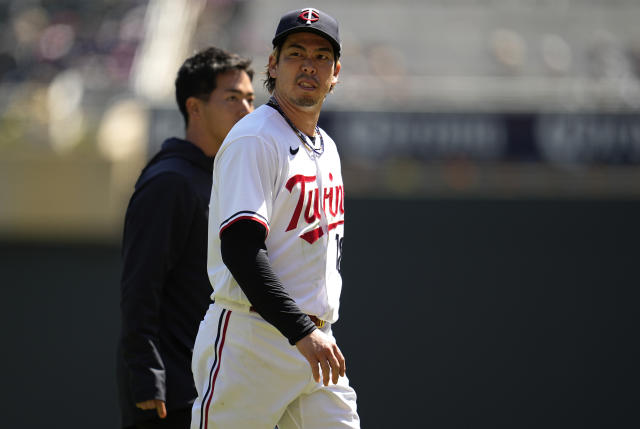 Kenta Maeda injury update after leaving start in sixth inning with trainer  (Updated)