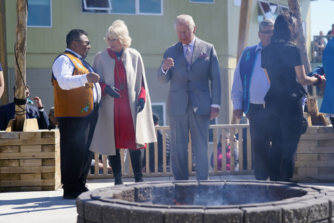 charles-and-camila-smoke-ceremony-canada-tour