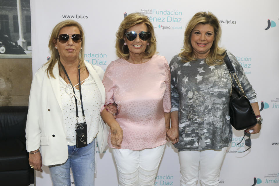 MADRID, SPAIN - MAY 24:  Maria Teresa Campos, accompanied by her daughters Terelu Campos (R) and Carmen Borrego (L) leaves hospital after suffering an ictus on May 24, 2017 in Madrid, Spain.  (Photo by Europa Press/Europa Press via Getty Images)