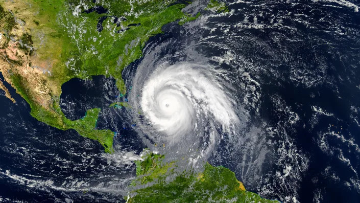 An illustration of a hurricane approaching the United States.