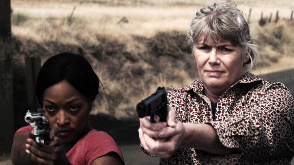 Kellita Smith and Kelly McGillis in 