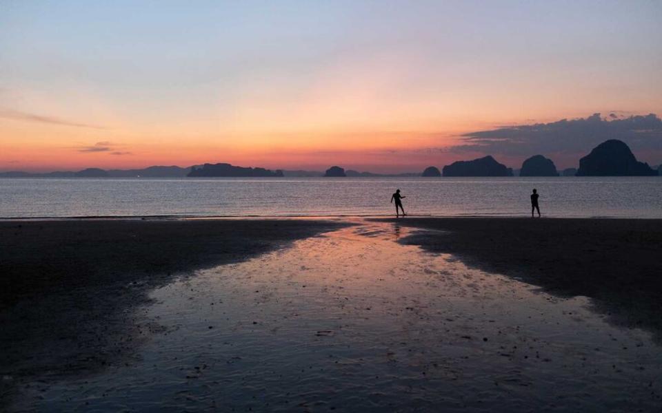 Sunset on Ao Nang Beach, Krabi. | Stan Nalewski