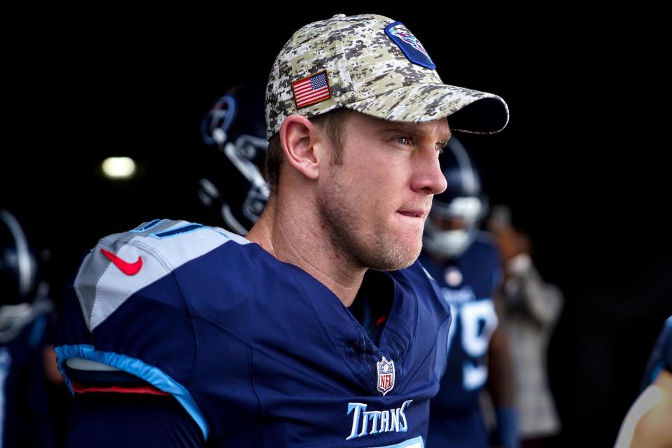 Tennessee Titans quarterback Ryan Tannehill (17) prepares to head out to the field before a game against the Tampa Bay Buccaneers at Raymond James Stadium in Tampa, Fla., Sunday, Nov. 12, 2023.