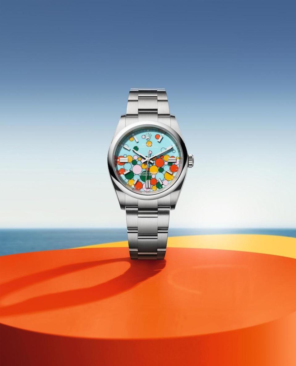 勞力士OP系列彩色氣泡「慶典」錶款，把2020年發表的5種顏色一次放到面盤上，也是今年最轟動的腕錶。共有31、36與41mm三種尺寸。定價約NT$212,500（41mm款）；NT$202,000（36mm款）；NT$188,000（31mm款）。