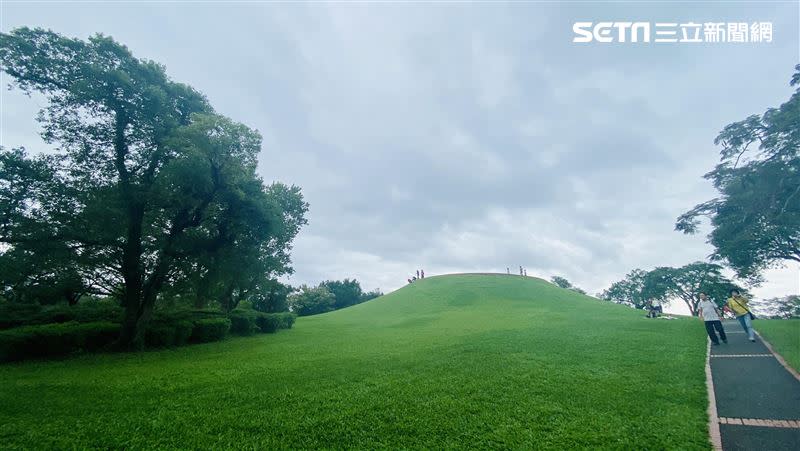 「望天丘」是園區的至高點。（圖／記者黃韻璇攝影）