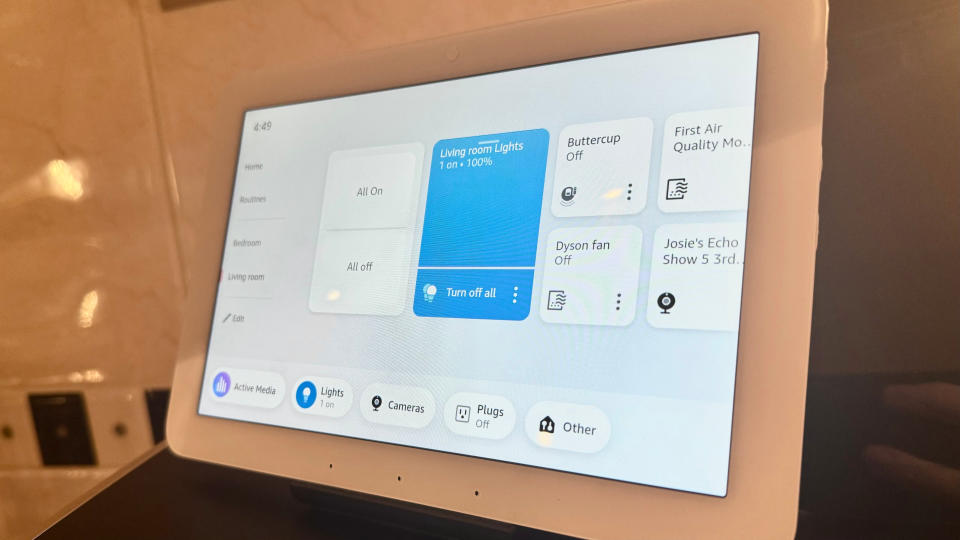 Amazon Echo Hub showing the main UI