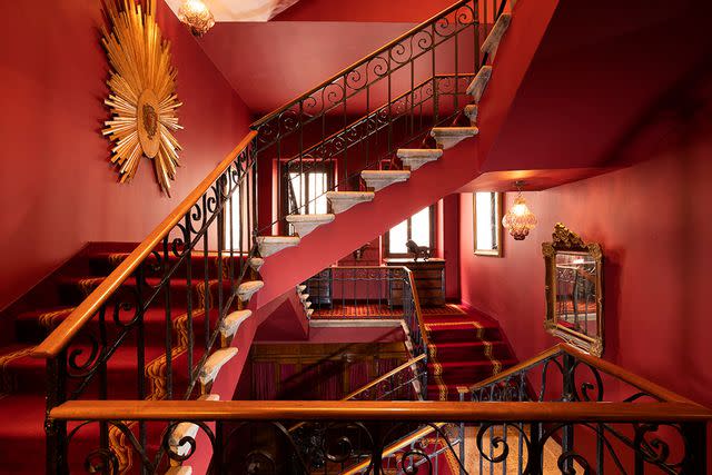 <p>Courtesy of Hotel Metropole Venezia</p> Hotel Metropole's striking staircase.