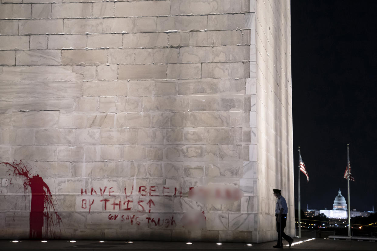 Washington Monument Vandalized With Suspect In Custody (Nathan Howard / Getty Images)