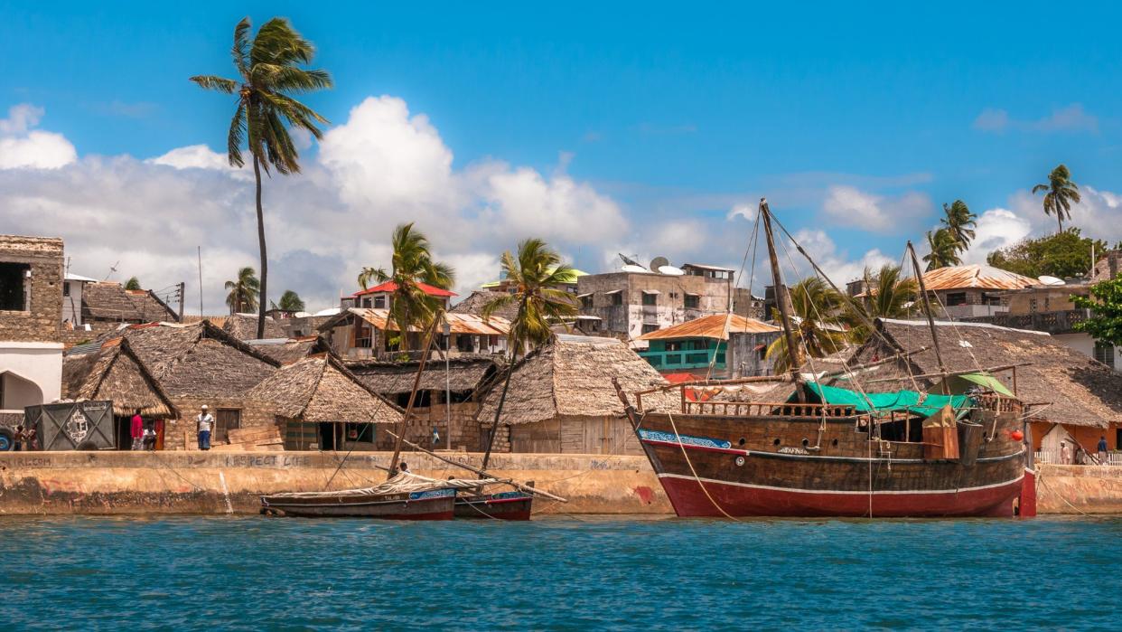  Lamu Old Town: a Unesco World Heritage Site . 