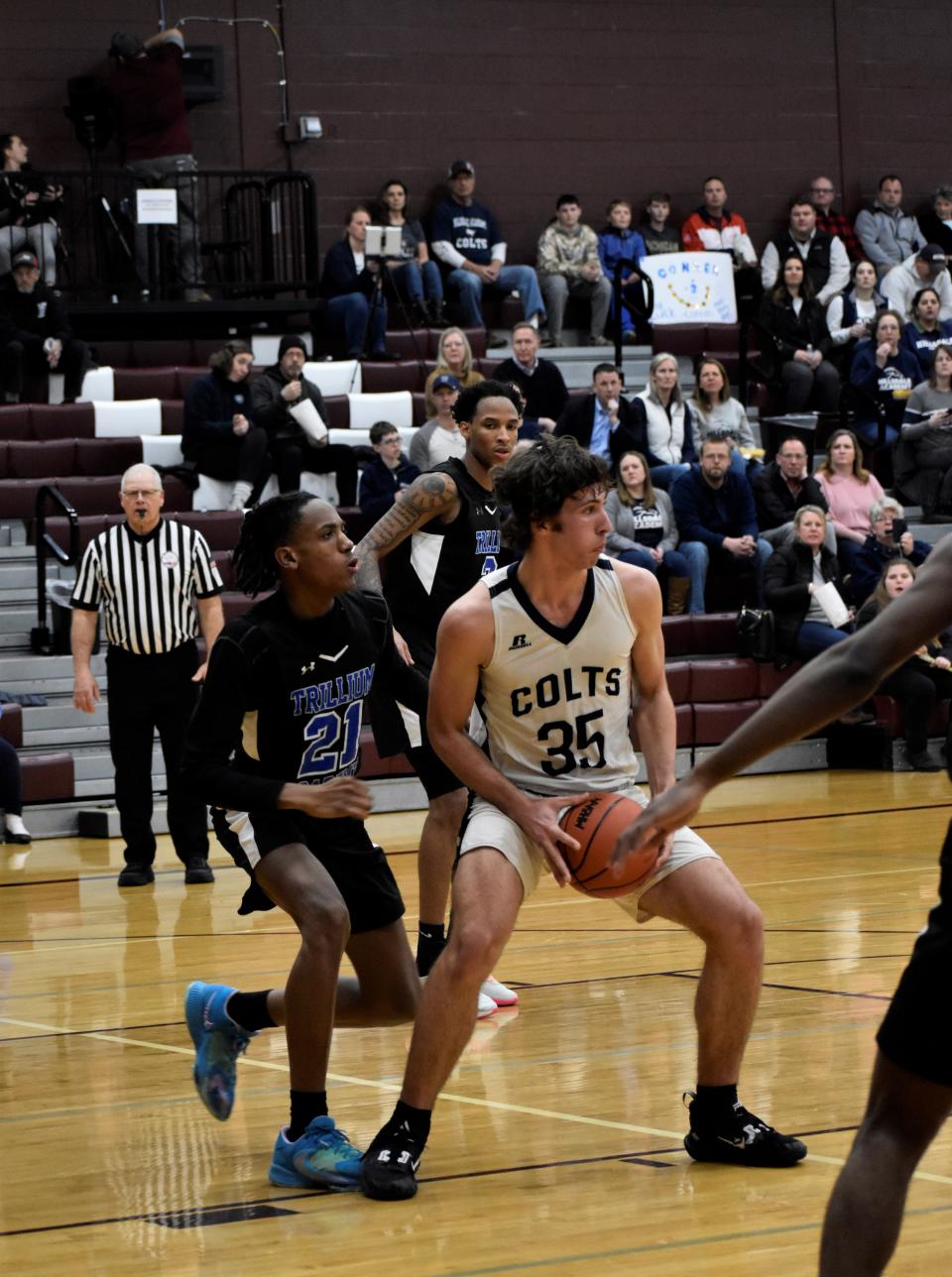 Hillsdale Academy senior Dominic Scharer (35) was a 2022-23 Dream Team honoree. He looks to help lead his team to another district title and conference championship in 2023-24.