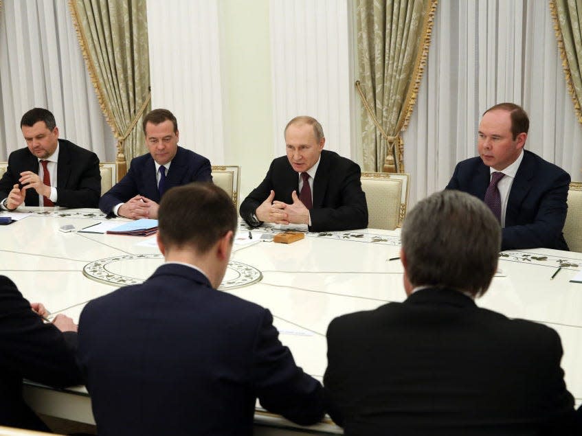 Putin cabinet