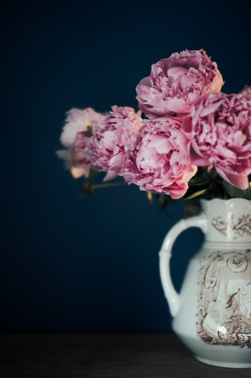 <p>Traditionally, the 1st wedding anniversary is celebrated with carnations. They symbolise admiration, whilst also being a sign of innocence. </p>