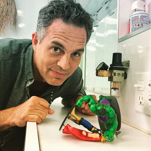 <p>“Wait what? Who smashed who?” the <em>Hulk</em> actor wrote during his action figure playtime. “The fight of the century is coming,” he teased, as a trailer for the new flick <em>Thor:Ragnarok</em>, also starring Chris Hemsworth, showed the superhero duo going head to head. (Photo: <a rel="nofollow noopener" href="https://www.instagram.com/p/BYqg7TxFkaD/?taken-by=markruffalo" target="_blank" data-ylk="slk:Mark Ruffalo via Instagram;elm:context_link;itc:0;sec:content-canvas" class="link ">Mark Ruffalo via Instagram</a>) </p>