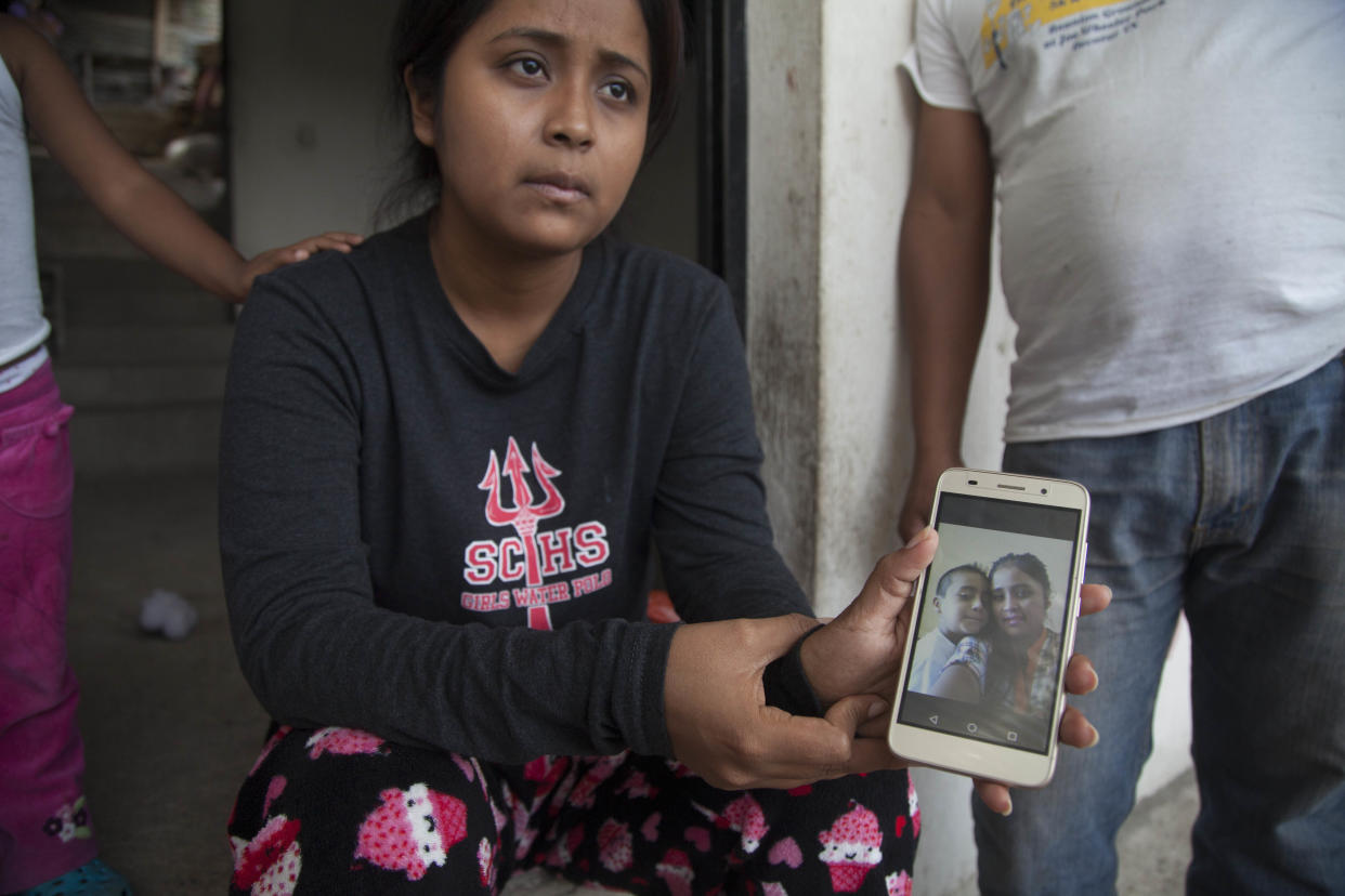 Elsa Johana Ortiz, 25, at her home in Palencia, Guatemala, on June 23. She says she was deported from the U.S. and has been&nbsp;separated from her 8-year-old son&nbsp;since May 27. (Photo: Luis Soto / Associated Press)