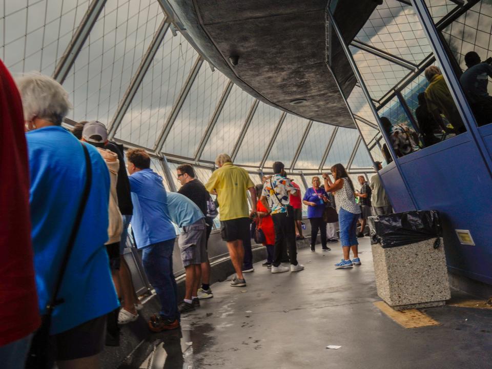 Crowds at Niagara Falls