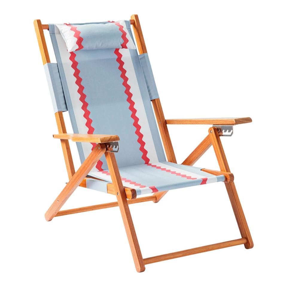 Serana-and-Lilly-Teak-Beach-Chair-Best-Beach-Chair-Roundup-Products-