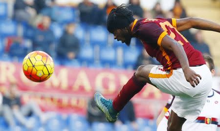 Football Soccer - AS Roma v Genoa - Italian Serie A - Olympic Stadium, Rome, Italy - 20/12/15. AS Roma's Gervinho in action. REUTERS/Tony Gentile