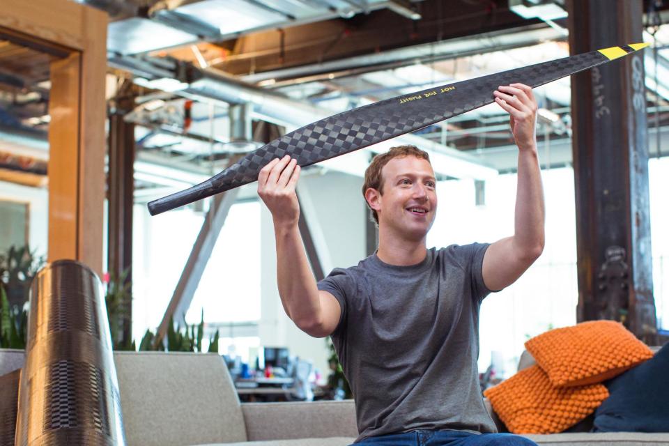 Mark Zuckerberg Aquila