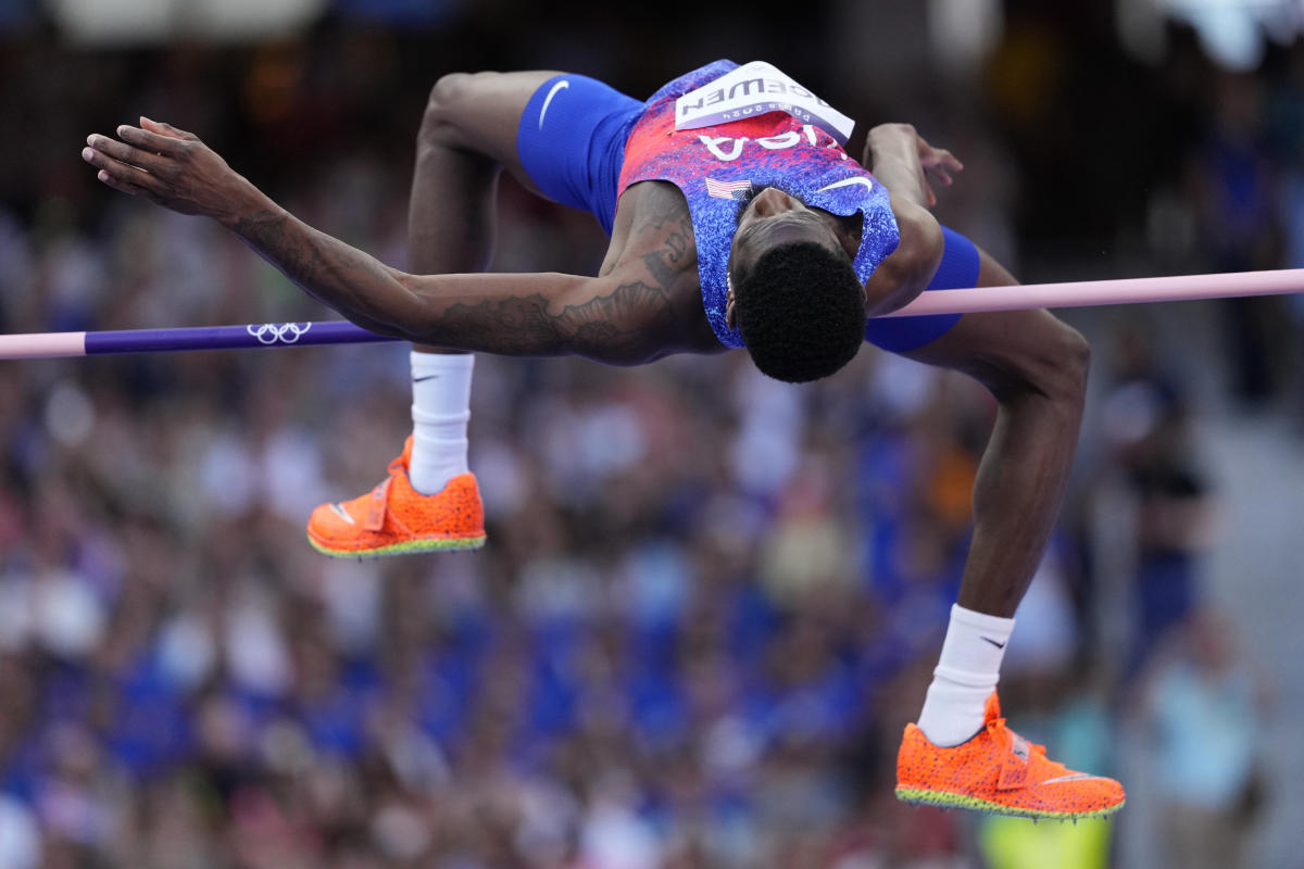 Paris Olympics USA's Shelby McEwen claims silver in epic high jump final