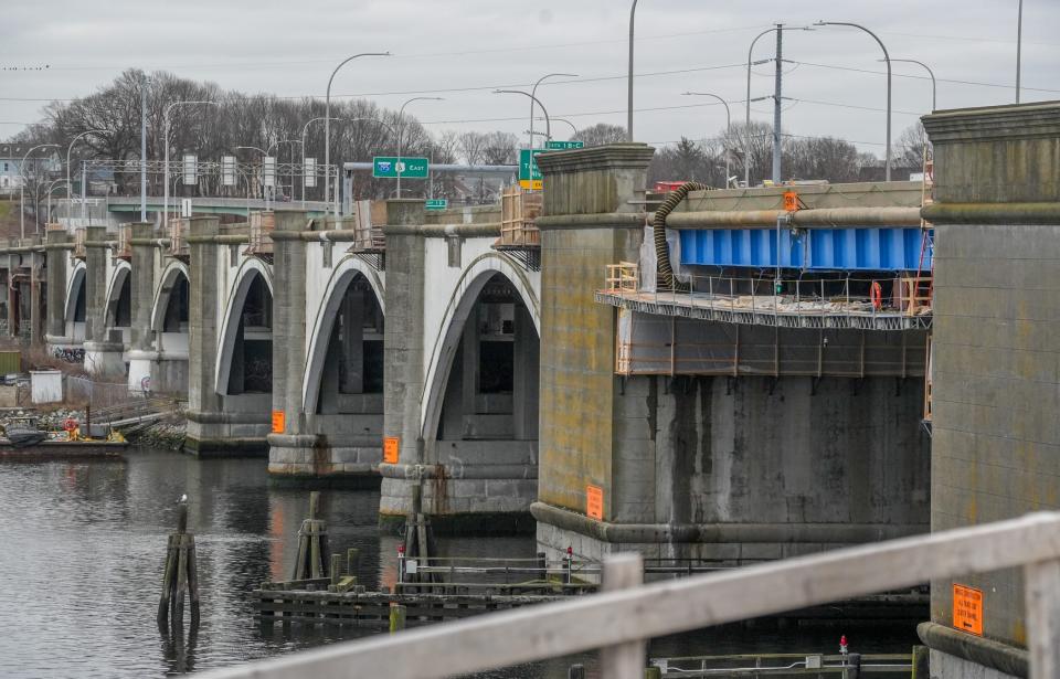 The troubled westbound span of the Washington Bridge.  [David DelPoio/The Providence Journal, file]