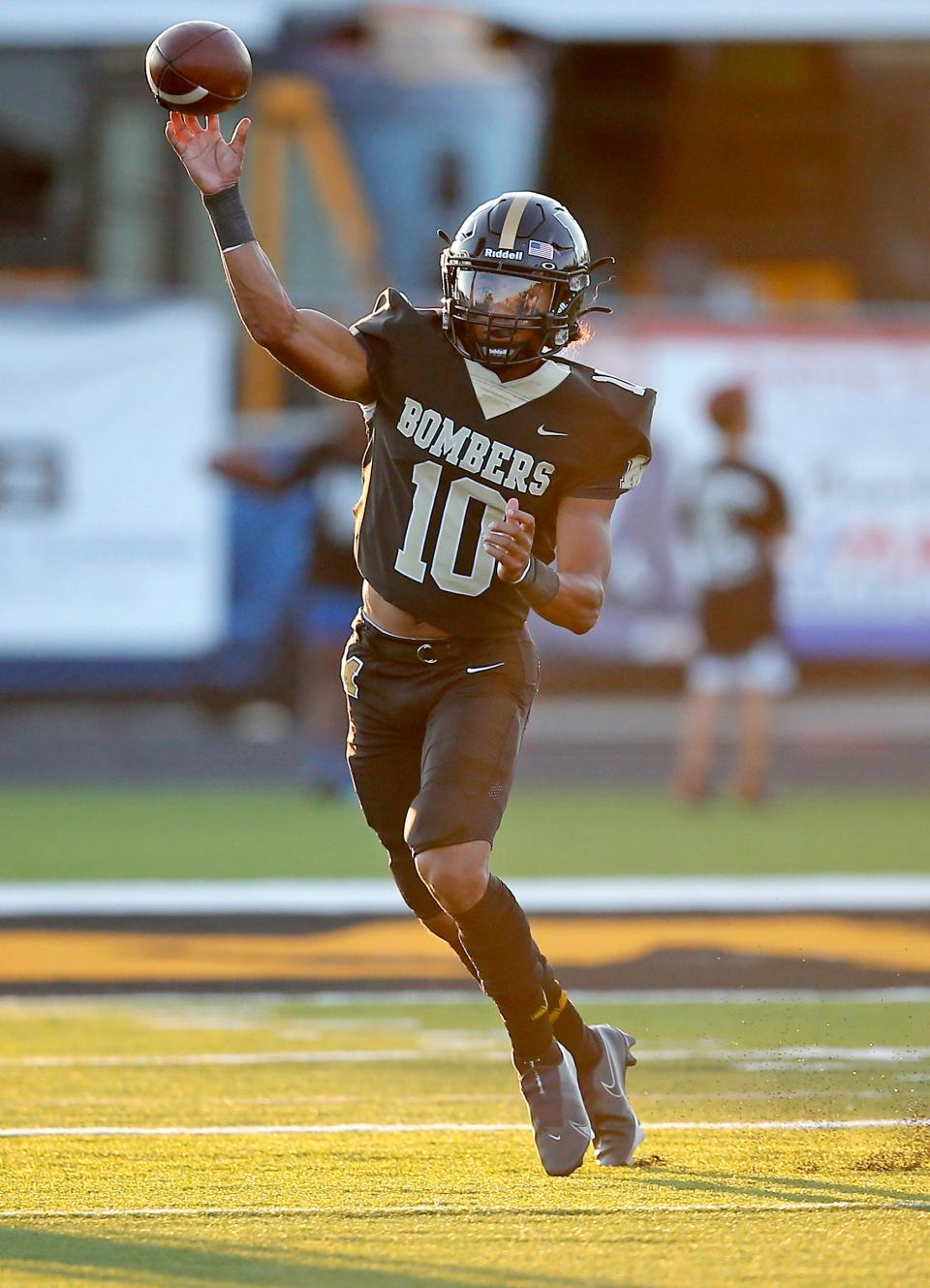 Midwest City quarterback DeAngelo Irvin announced his commitment to Air Force last weekend.