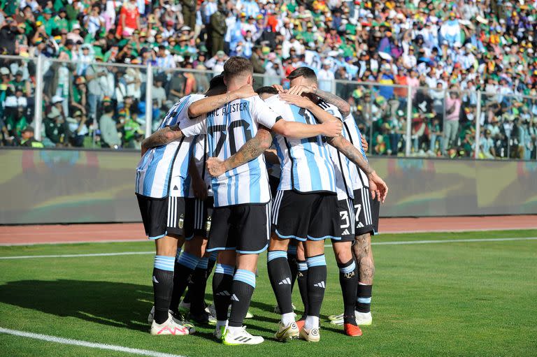 La selección argentina, unida para jugar, ganar y festejar