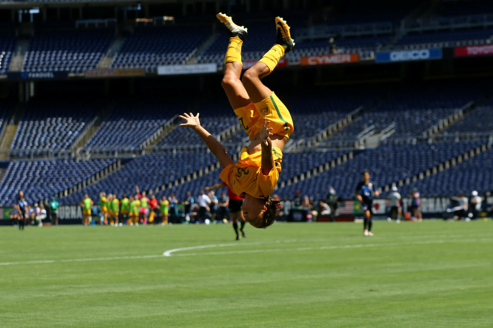 Den Salto als Torjubel wollen vor allem die australischen Fans bei der WM gerne von Sam Kerr sehen. (Bild:    REUTERS/Mike Blake)