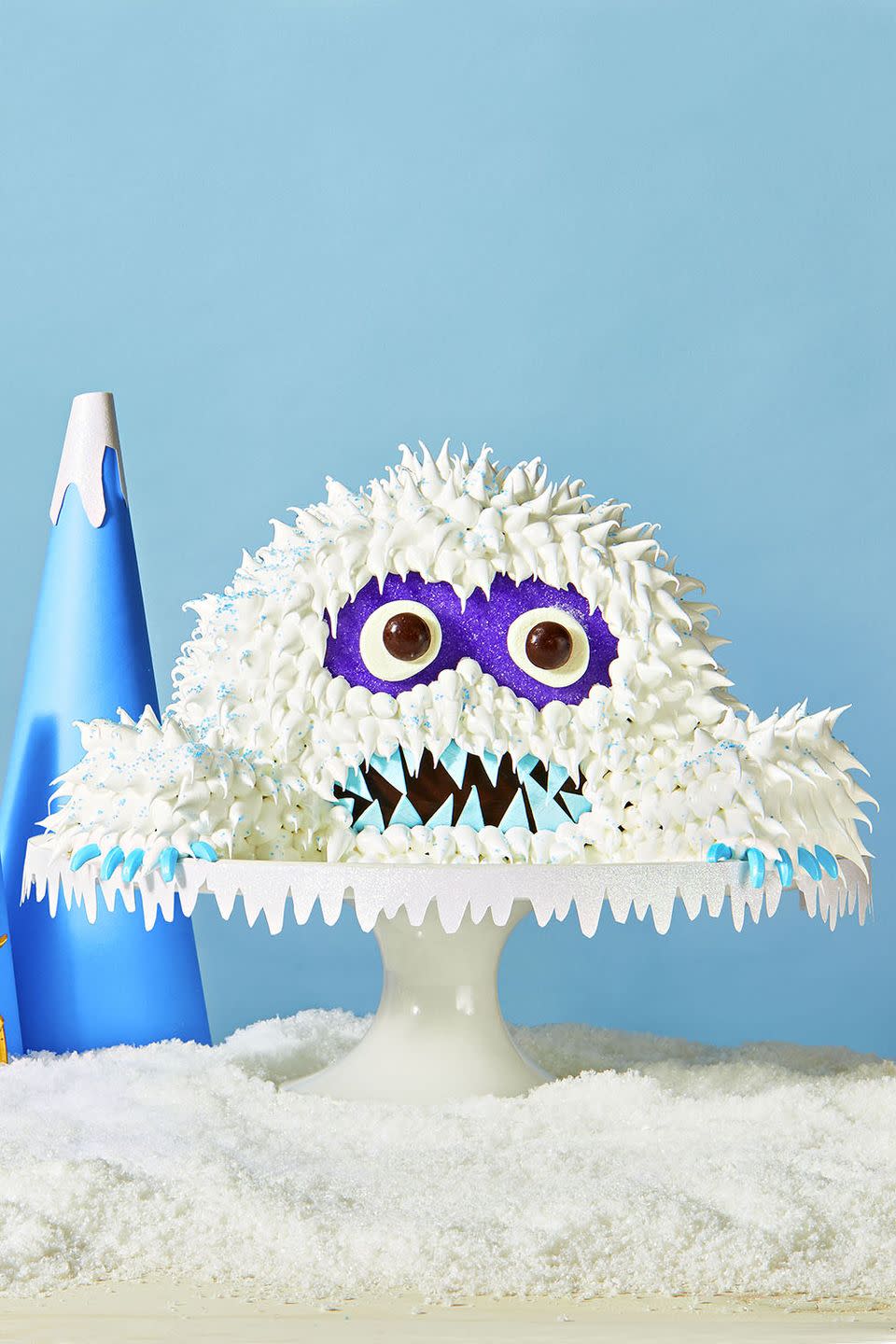 Abominable Snowman Cake